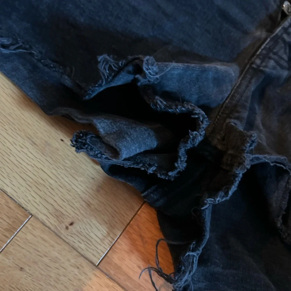 Black Frayed Hem Women's Denim Shorts